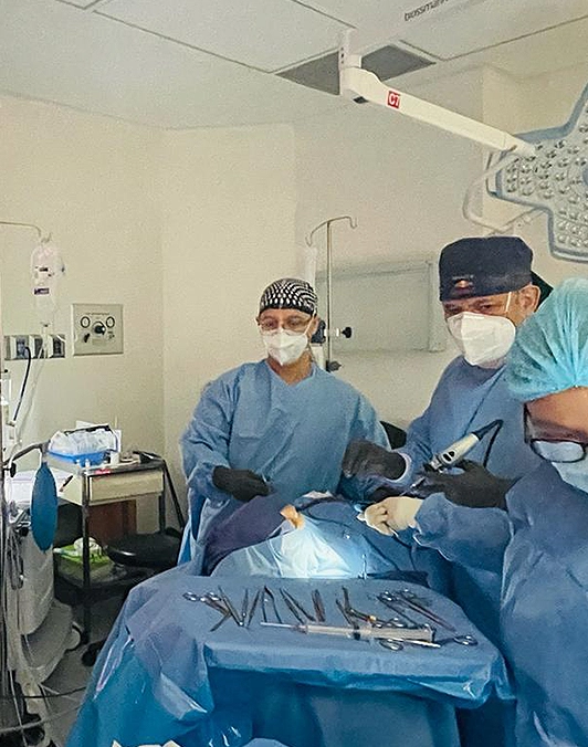 Dr Pavel Santos Martinez